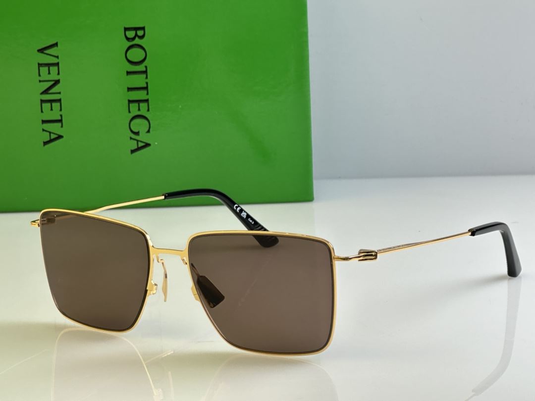 Bottega Veneta Sunglasses